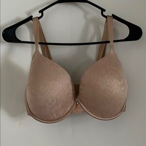 Tan Bra with some Lace by Le Mystere